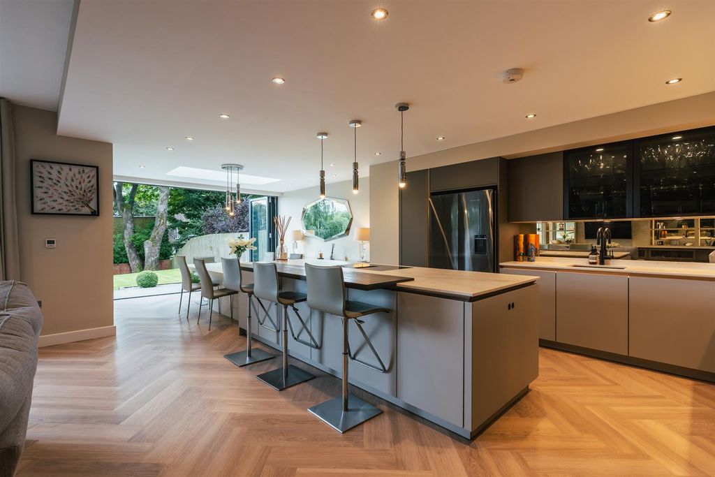 Property photo 3 of 49 Dining Kitchen