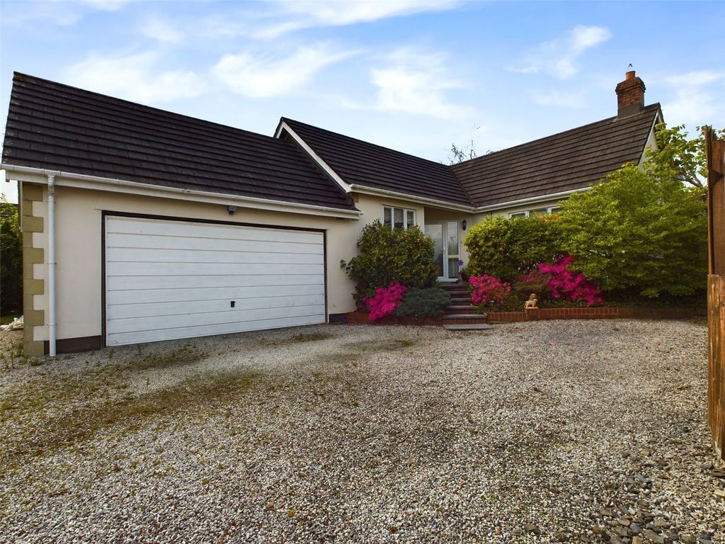 Property photo 2 of 32 Picture No. 43