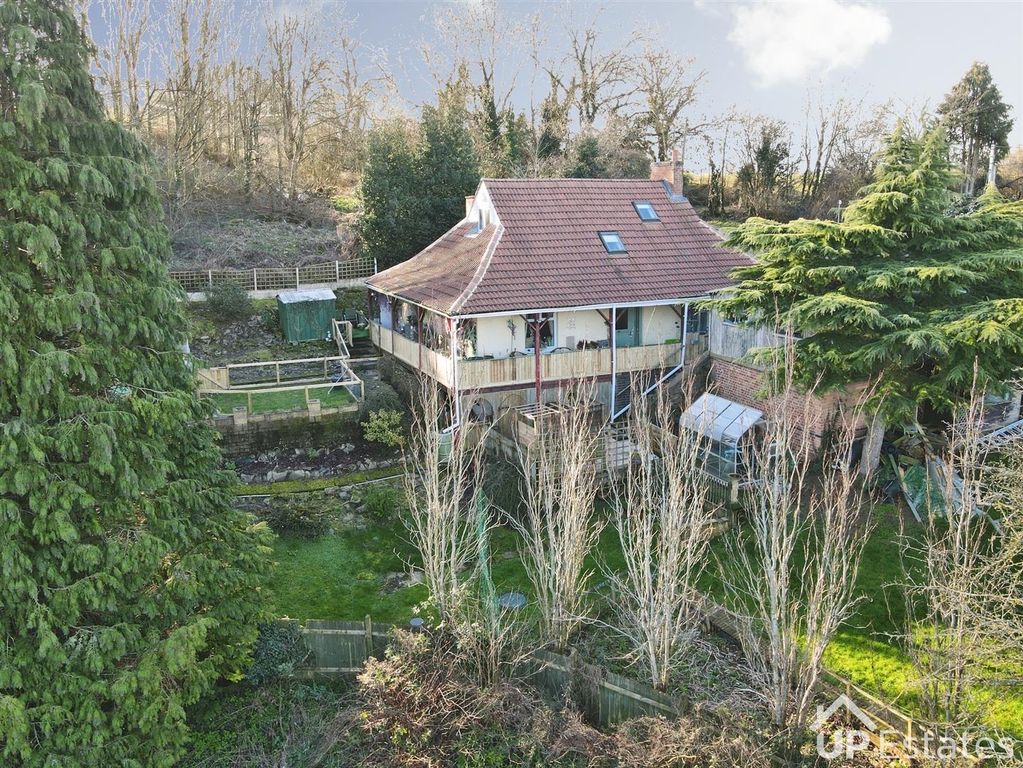 Property photo 2 of 16 Rear Aspect