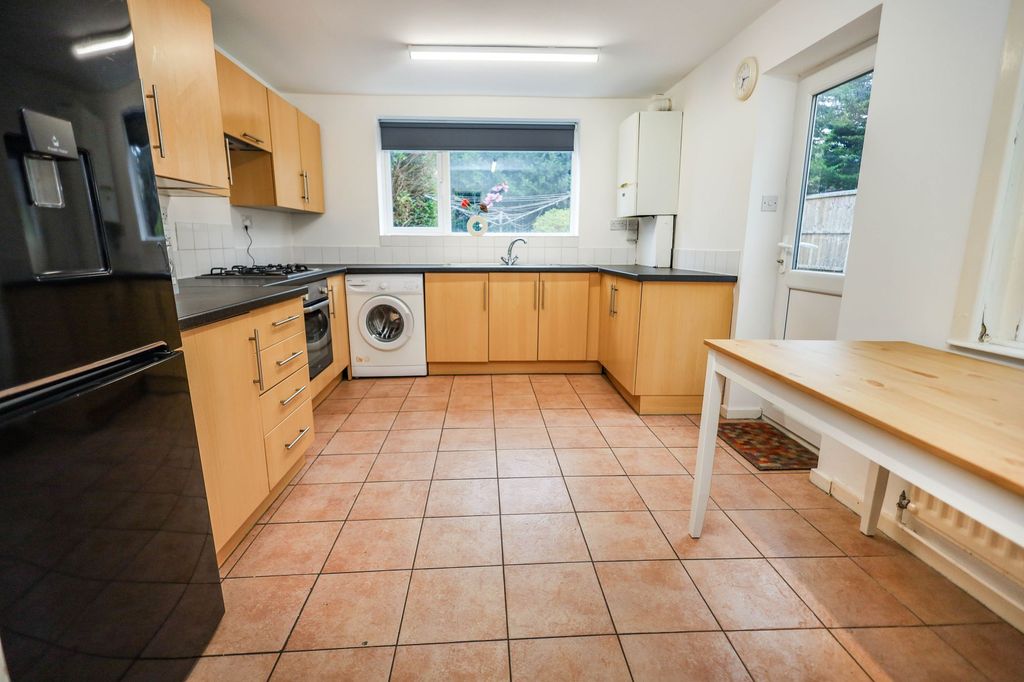 Property photo 3 of 11 Photo 3