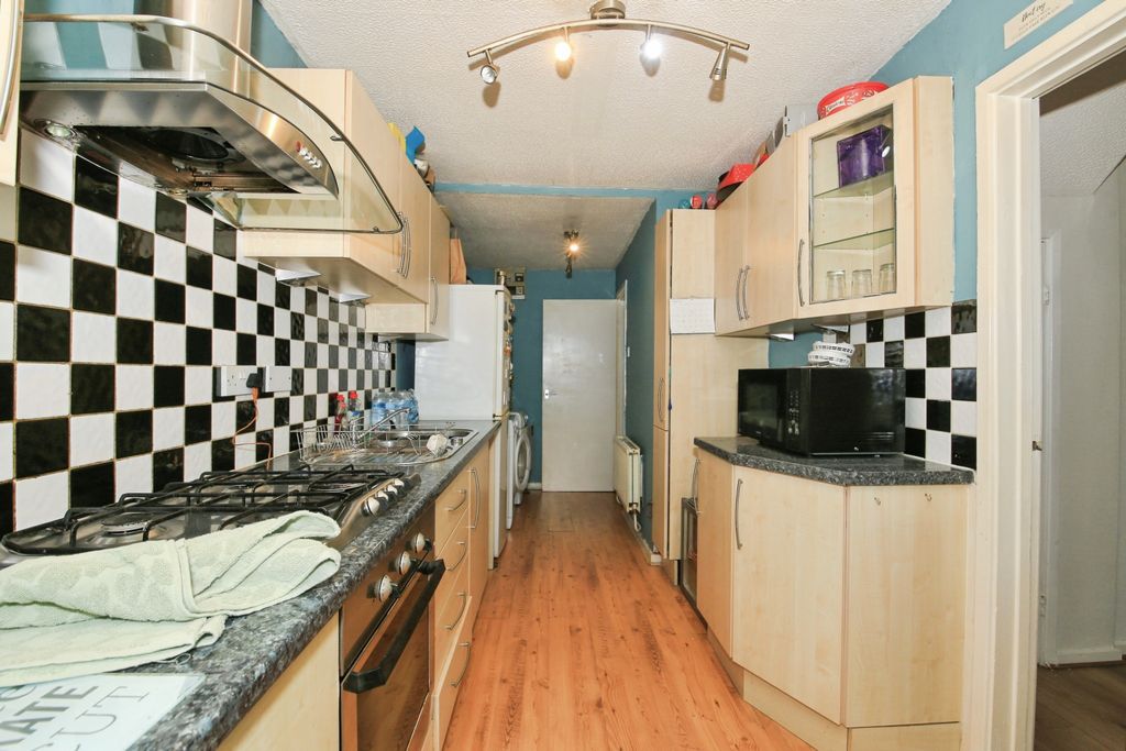 Property photo 3 of 15 Img_1669