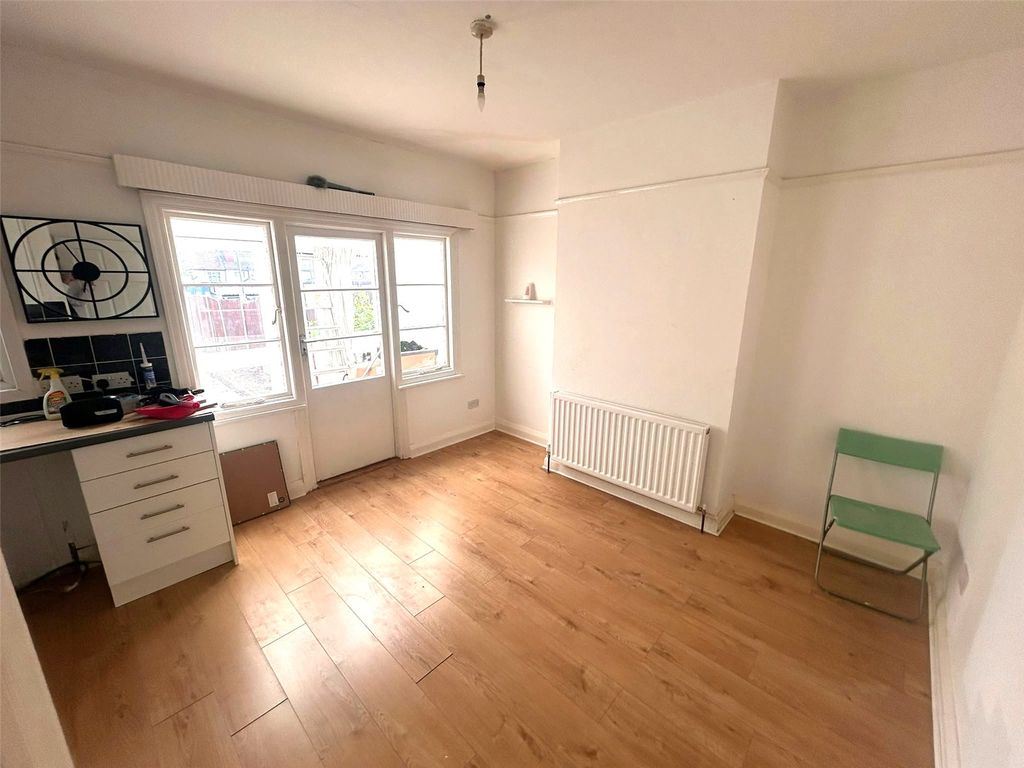 Property photo 3 of 13 Picture No. 42