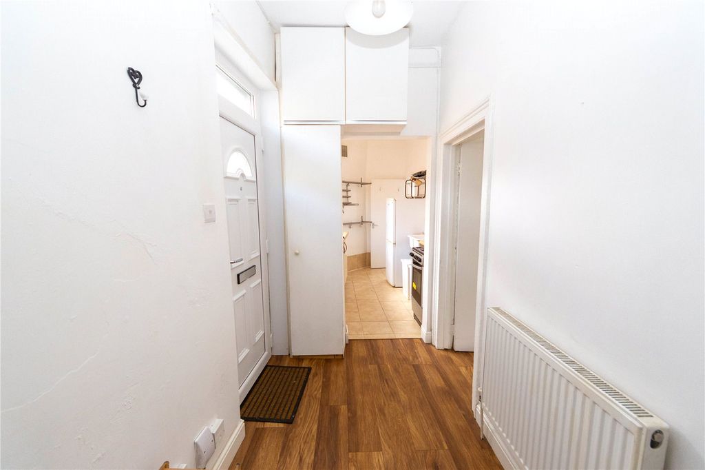 Property photo 3 of 15 Picture No. 25