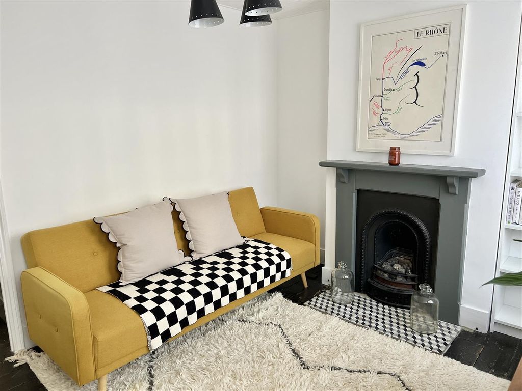 Property photo 2 of 12 Img_0230.Jpg