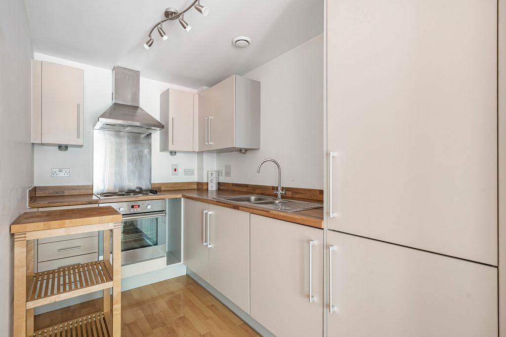Property photo 2 of 13 Kitchen