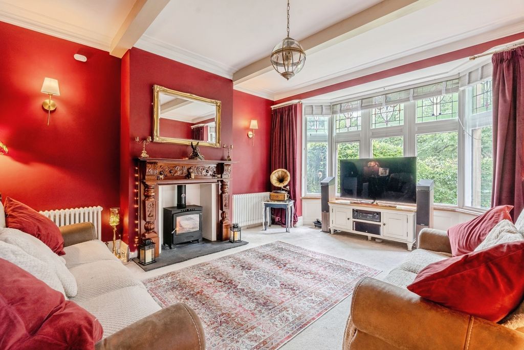 Property photo 2 of 33 Pbox-Img.Jpg