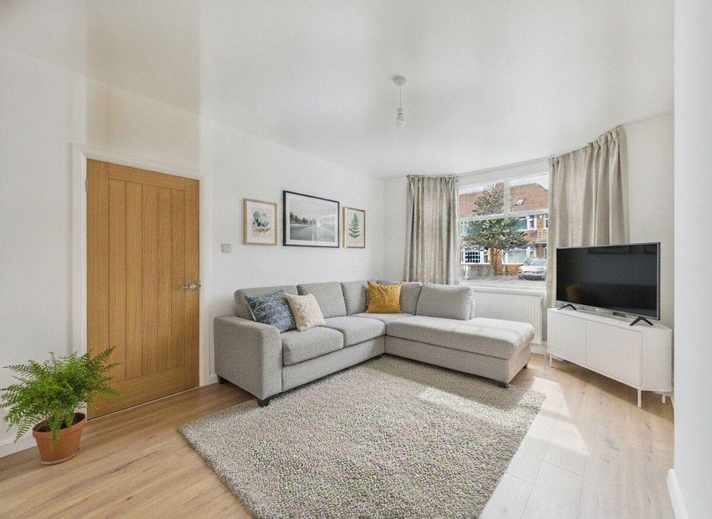 Property photo 2 of 24 Lounge (Virtually Furnished)