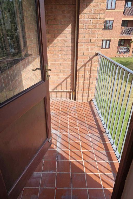 Property photo 2 of 11