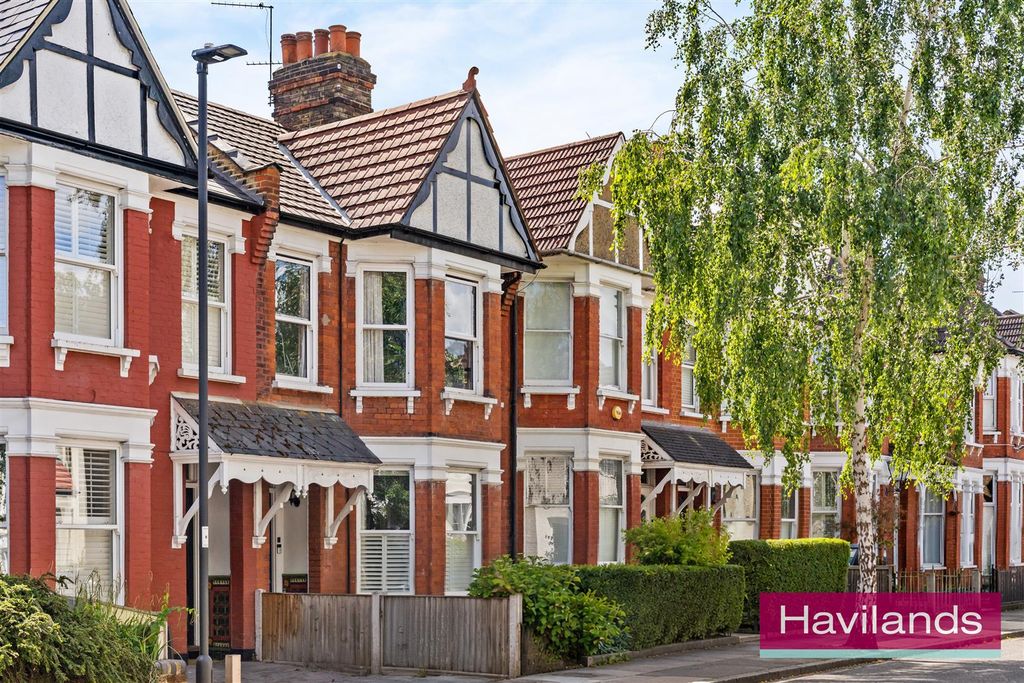 Property photo 1 of 18 Eaton Park Road-1.Jpg