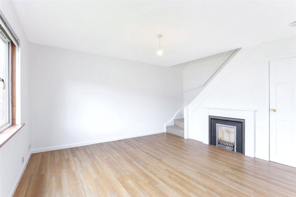 Property photo 2 of 21 Picture No. 06