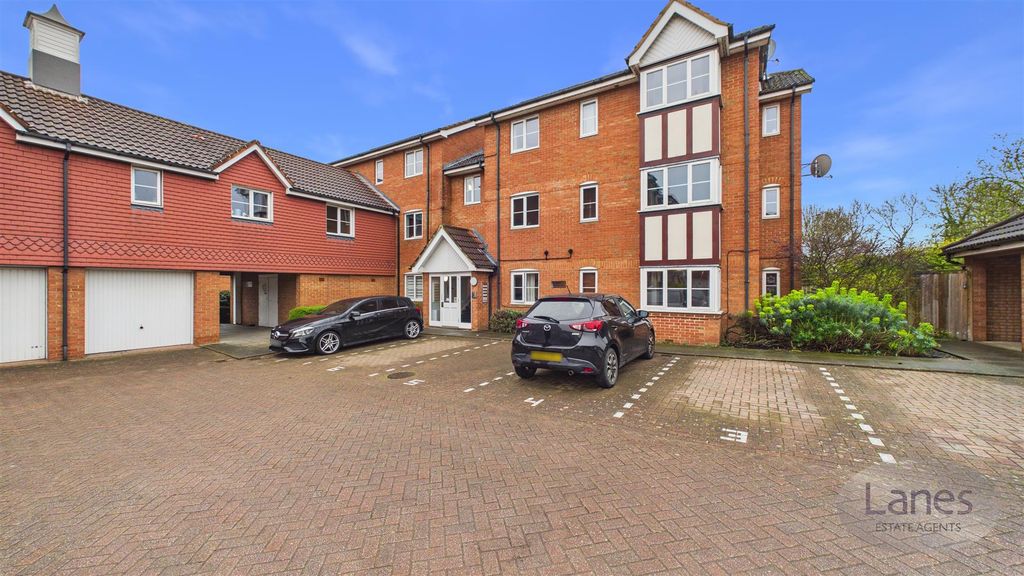Property photo 1 of 13 Cam02479G0-Pr0026-Still013.Jpg