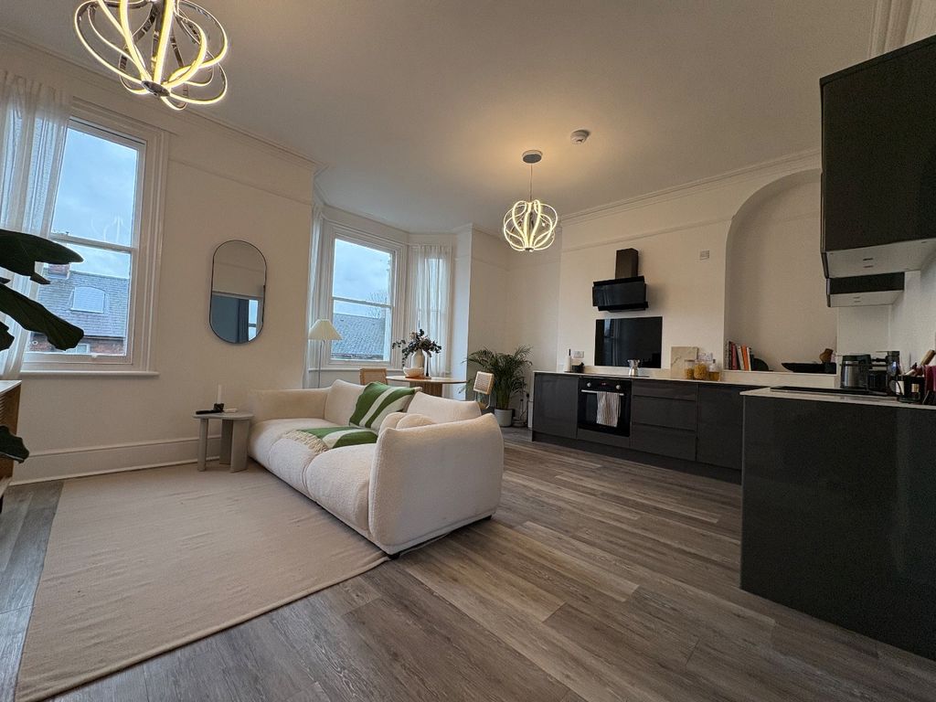 Property photo 1 of 9 3097300