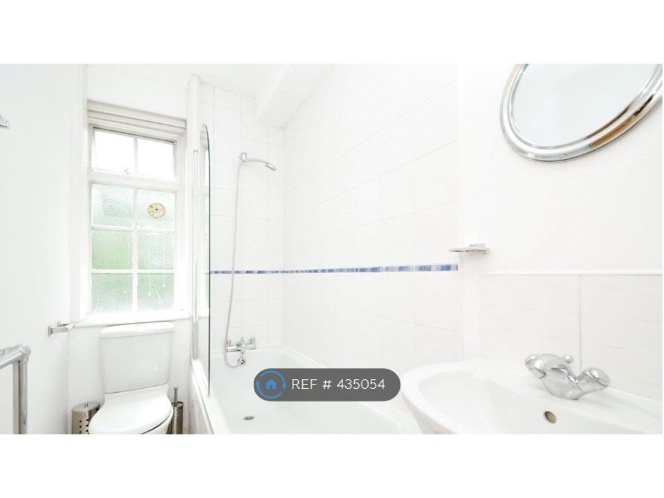 Property photo 3 of 4 Bathroom