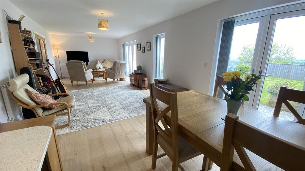 Additional image 4 of 3 bed detached house for saleWindmill Park, Launceston PL15