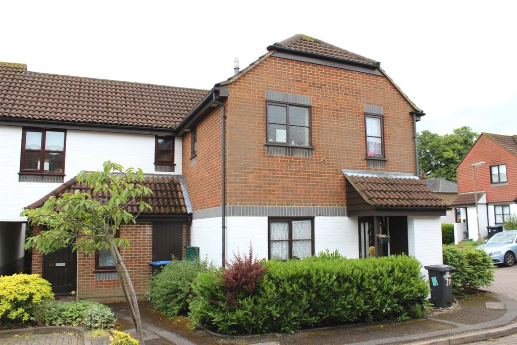 Property photo 1 of 9