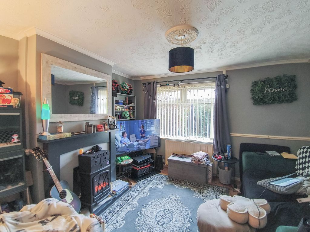 Property photo 2 of 20
