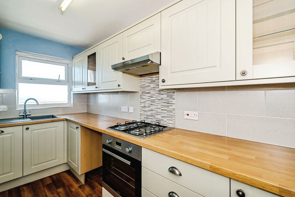 Property photo 3 of 19 Pbox-Img.Jpg