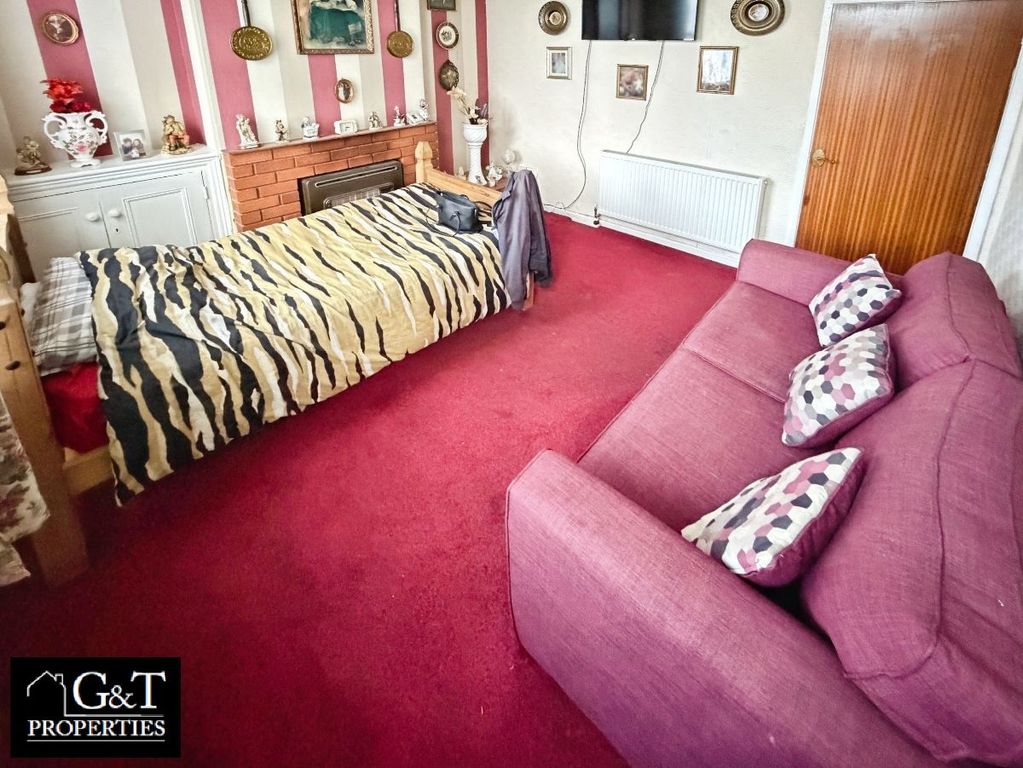 Property photo 3 of 14