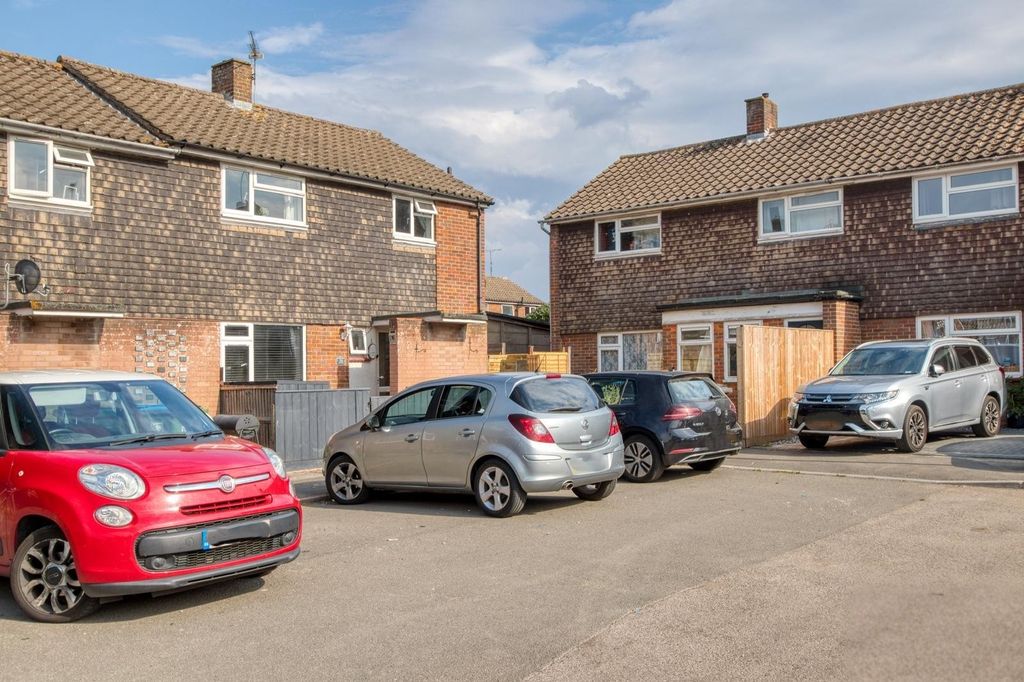 Property photo 2 of 13