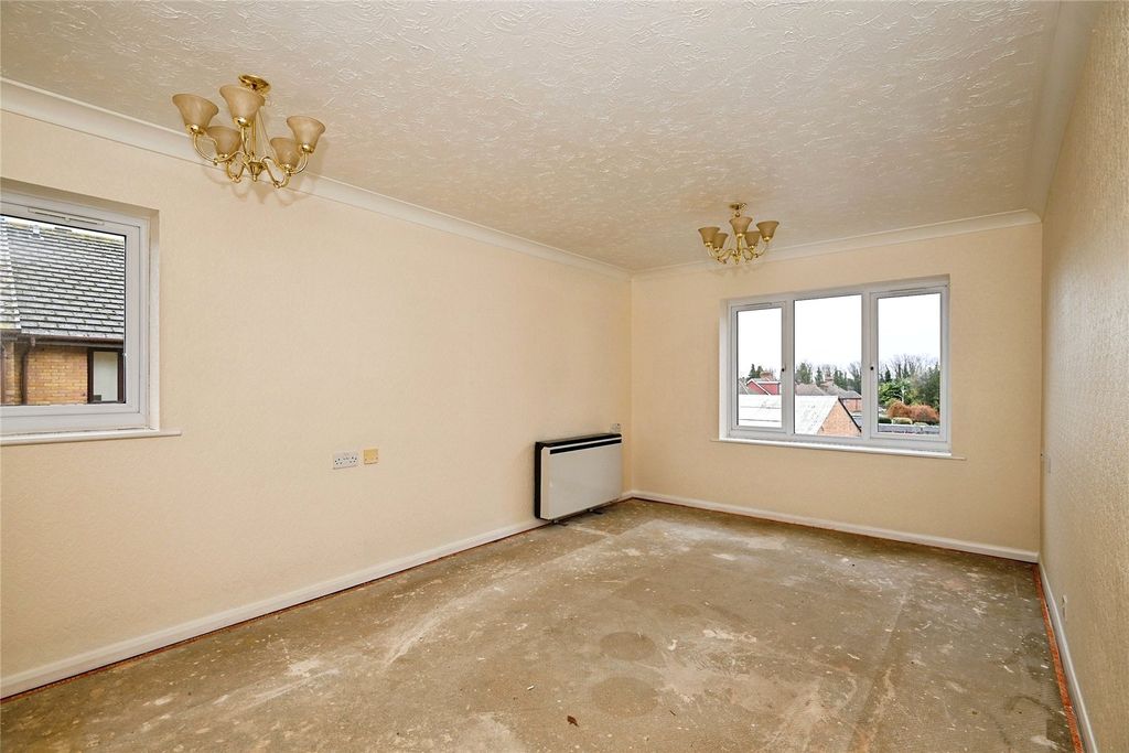 Property photo 2 of 14 Living Room