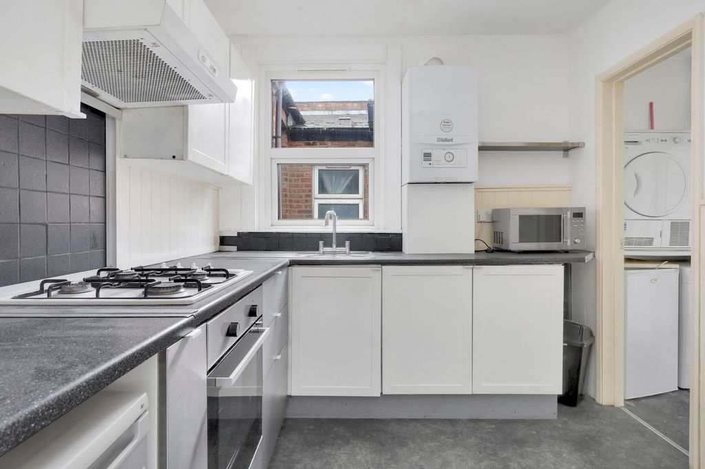Property photo 2 of 13 Kitchen