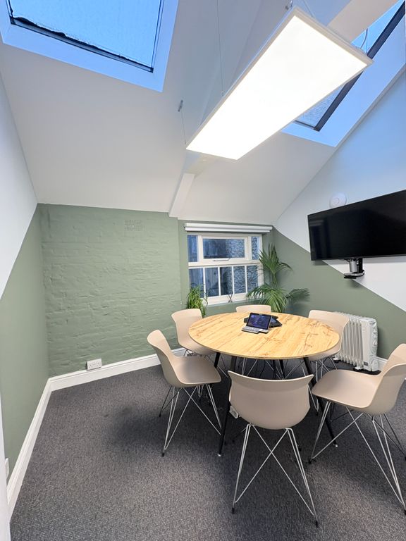 Property photo 3 of 8