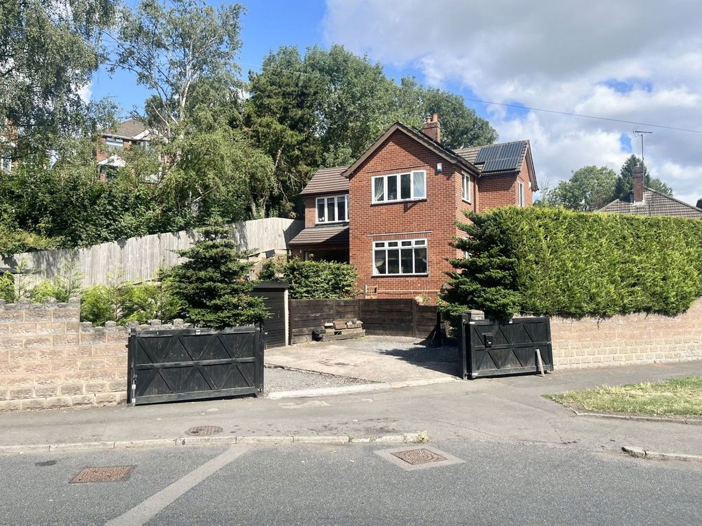 Property photo 1 of 39