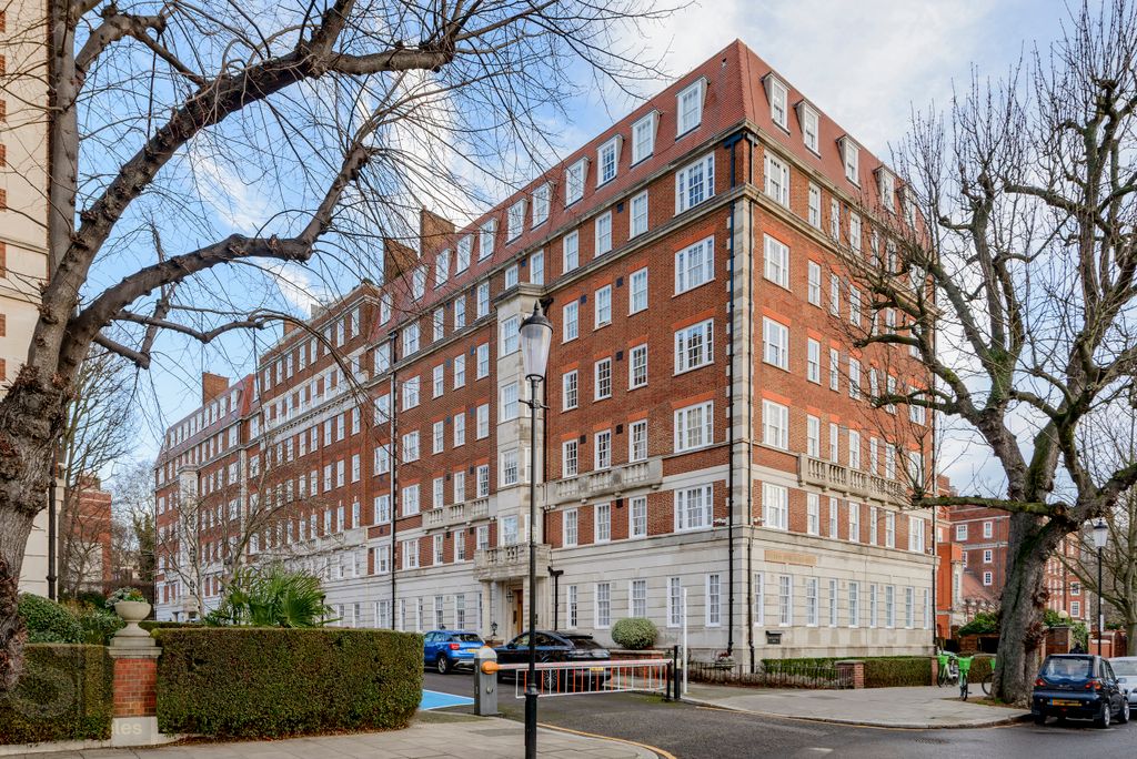 Property photo 1 of 9 21 Duchess Of Bedford Hse-4231