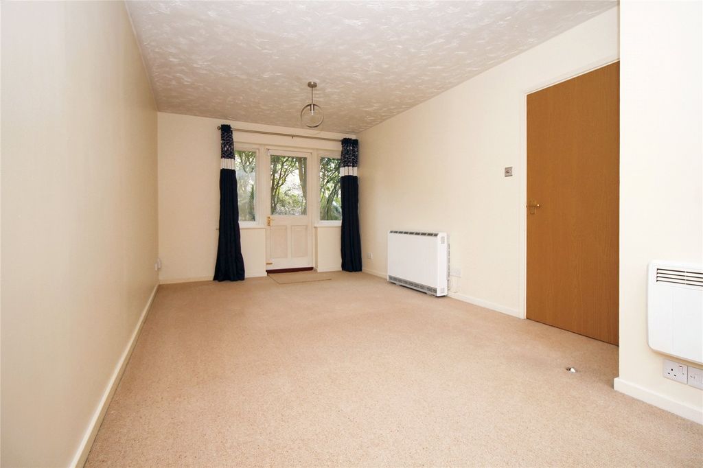 Property photo 2 of 10 Picture No. 01