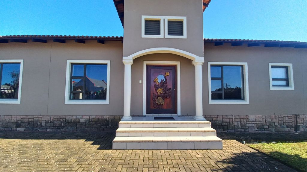 Property photo 3 of 38 1Sr1666442