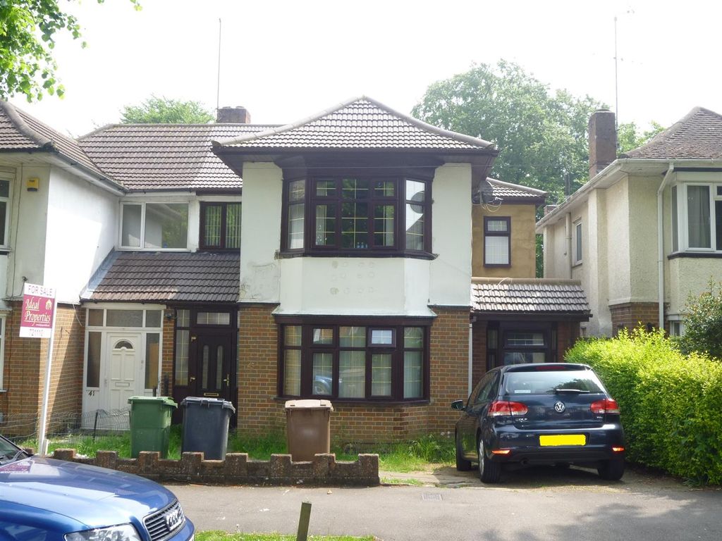 Property photo 1 of 14 Five Bedroom Semi Detached House For Sale