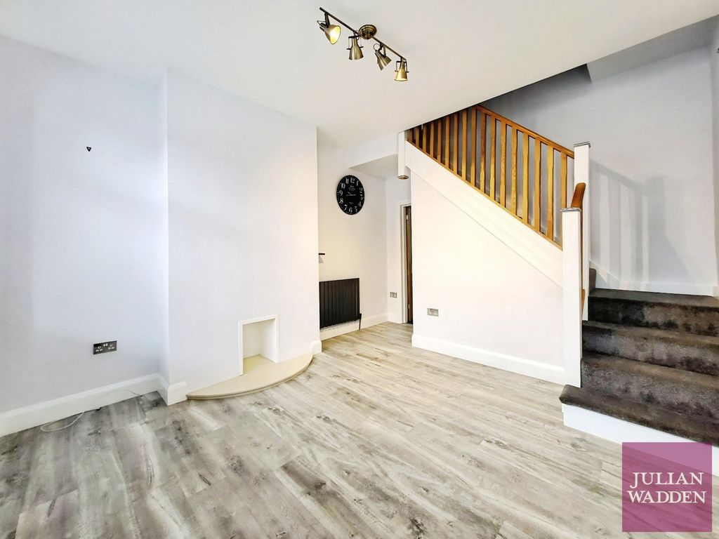 Property photo 2 of 14 Picture No. 25