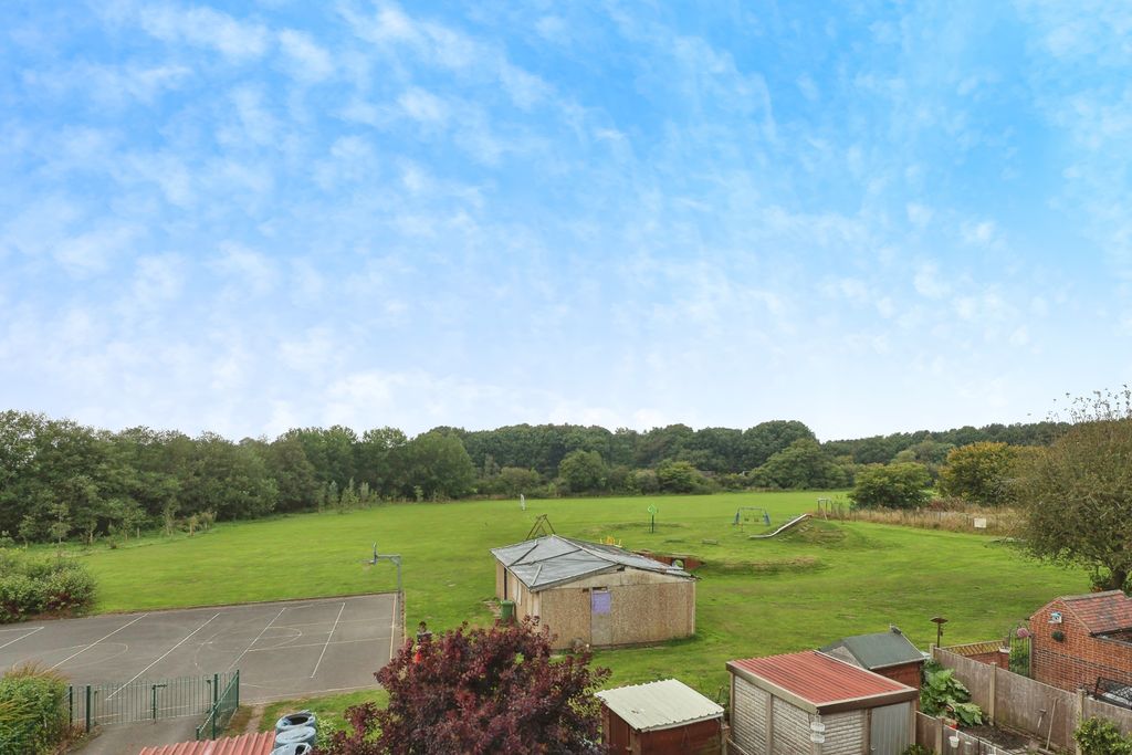 Property photo 2 of 17 Photography