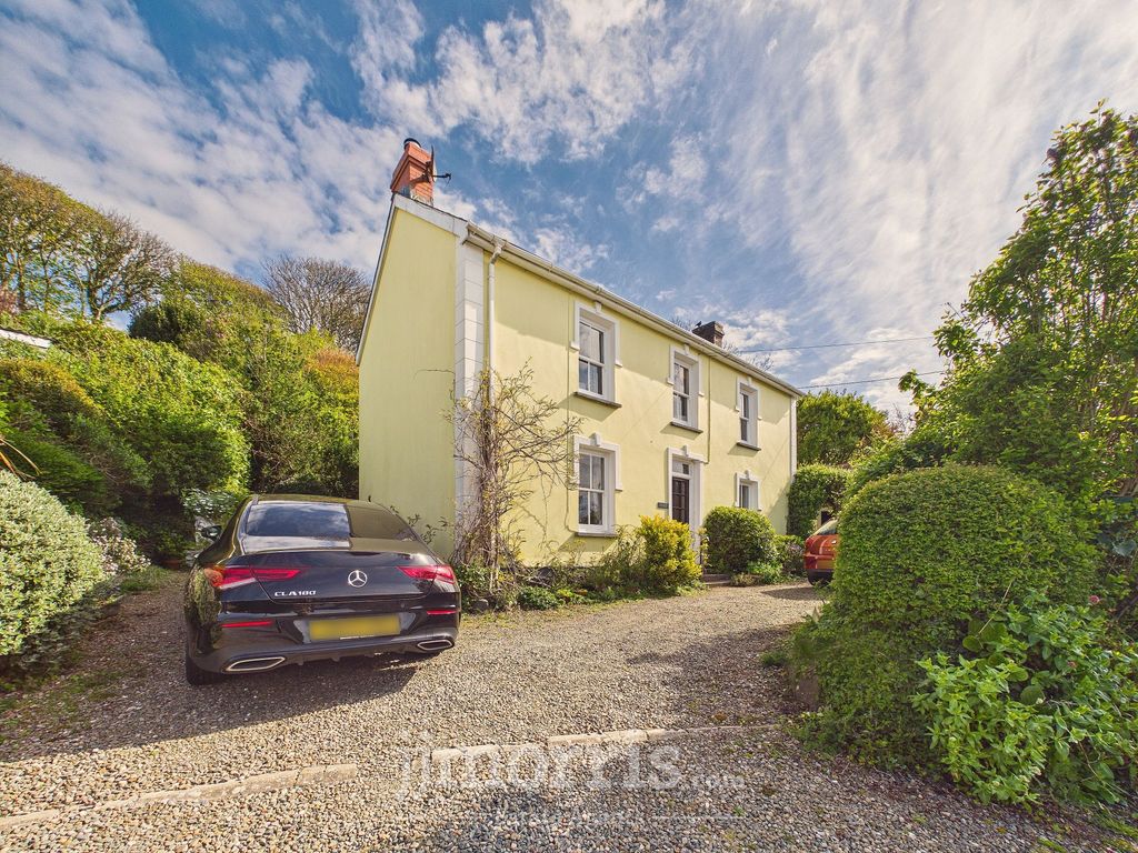 Property photo 1 of 56