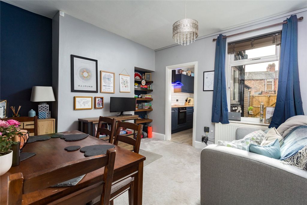 Property photo 3 of 15 Photos