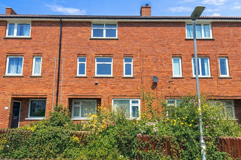 Property photo 1 of 9 Photo 1