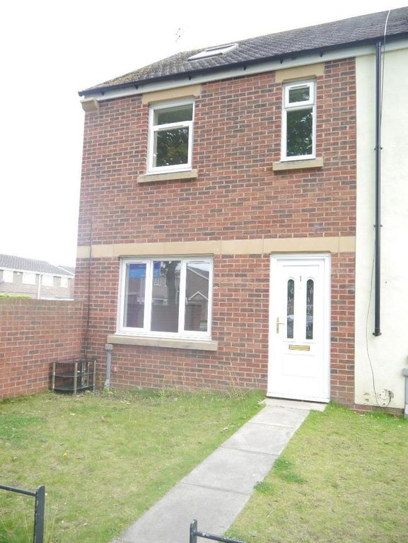 Property photo 2 of 22