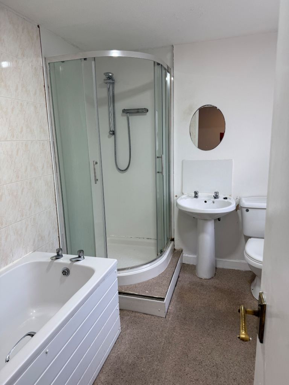 Property photo 3 of 3