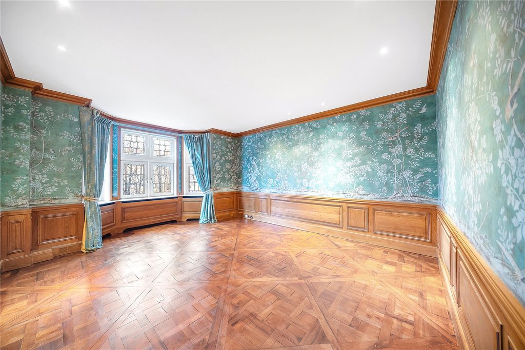 Property photo 3 of 23 Picture No. 27