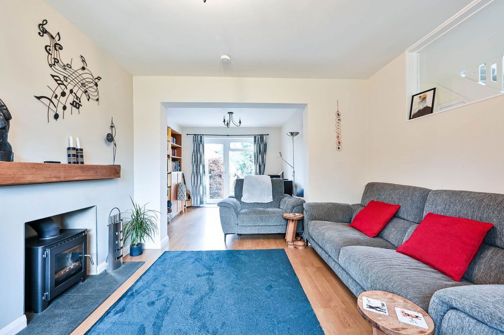 Property photo 2 of 22