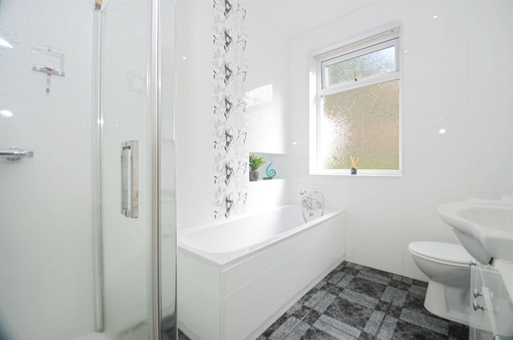 Property photo 3 of 24