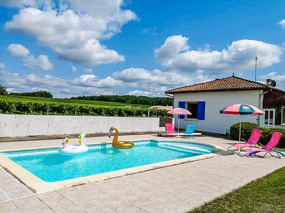 Property photo 2 of 20