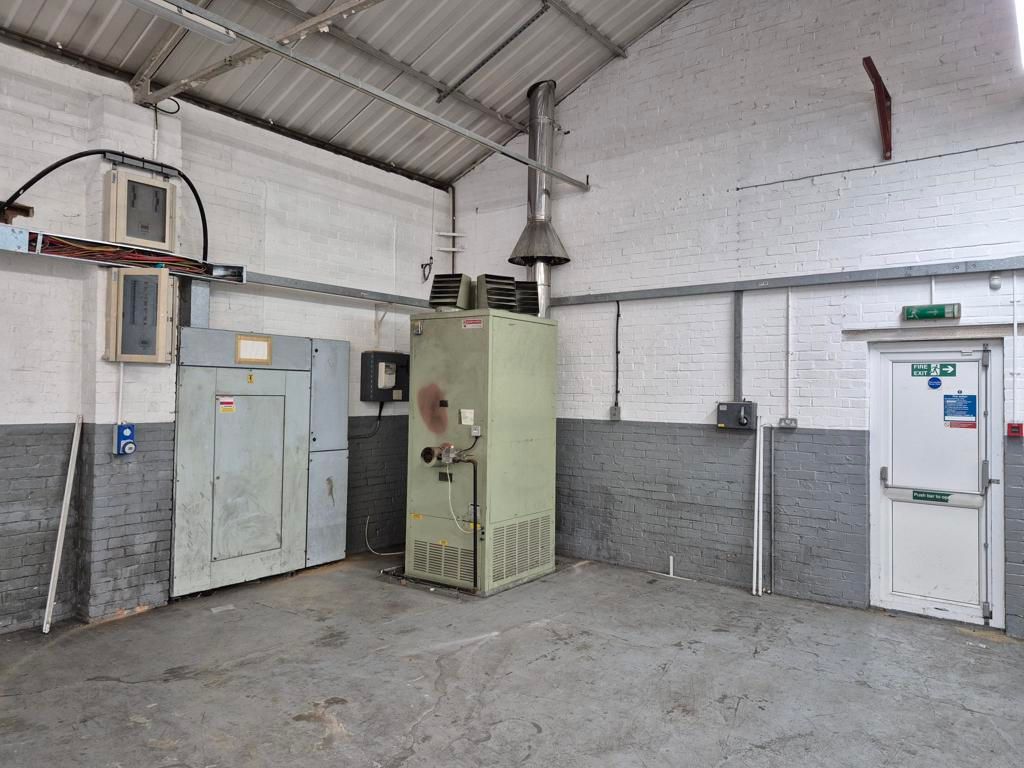 Property photo 2 of 8 Photo 1