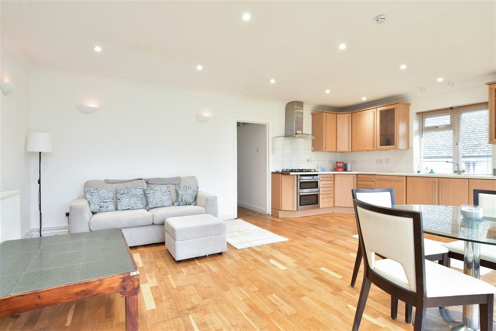 Property photo 1 of 13 Lounge/ Kitchen