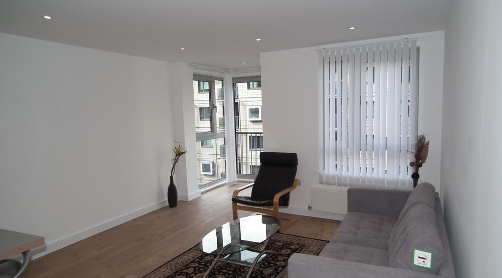 Property photo 2 of 13 Reception