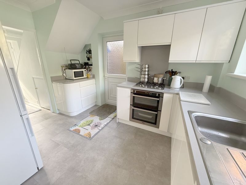 Property photo 2 of 15 Photo 5