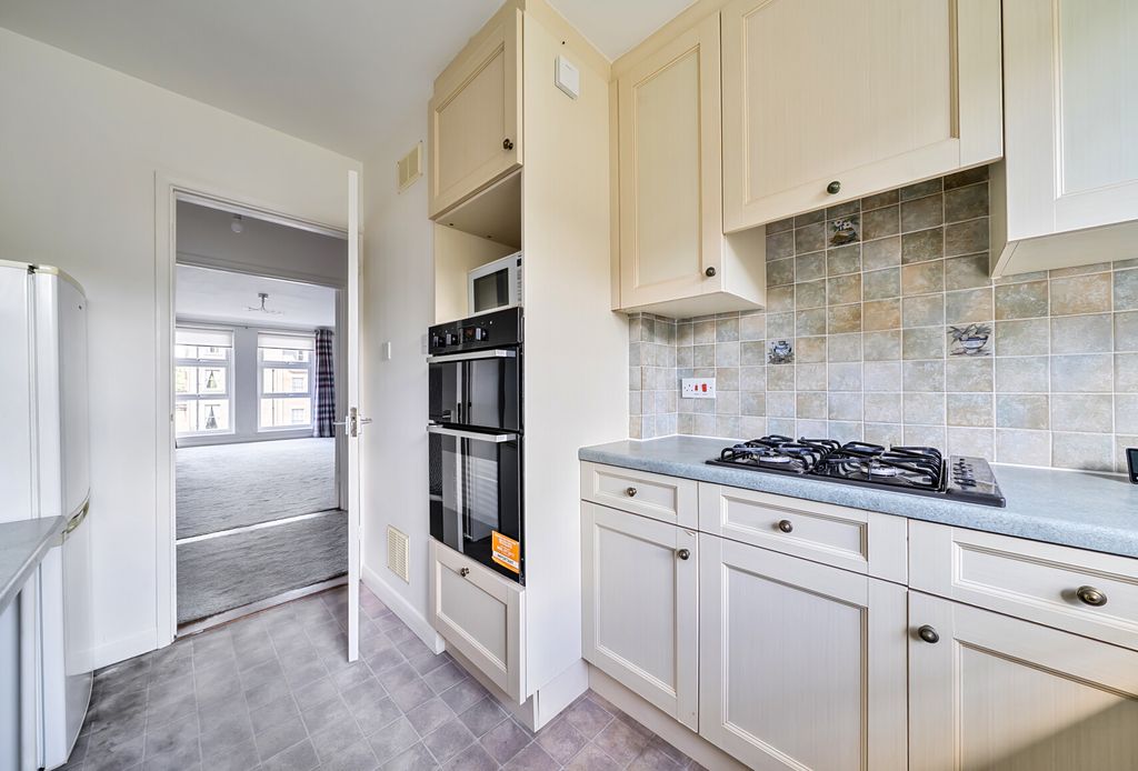 Property photo 2 of 15 Kitchen