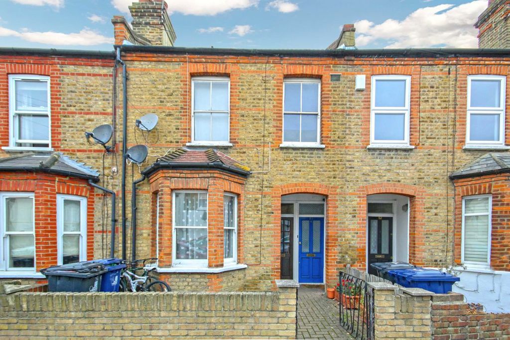 Property photo 1 of 5
