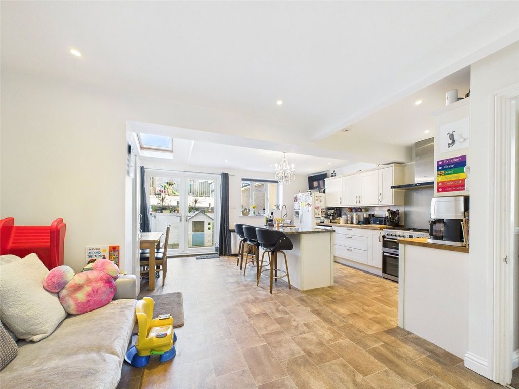 Property photo 3 of 16 Picture No. 08