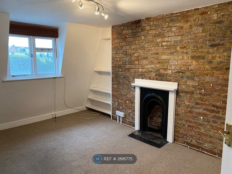 Property photo 3 of 9